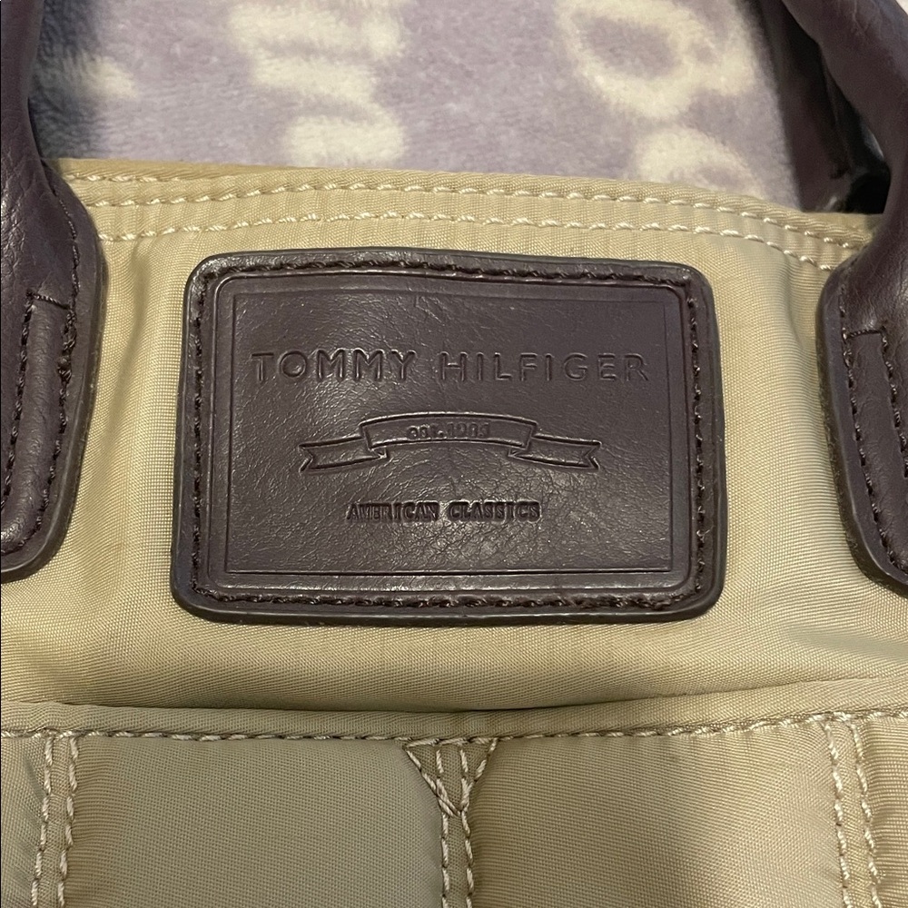 Tommy Hilfiger American classic beige Quilted Tote Bag - Picture 7 of 10